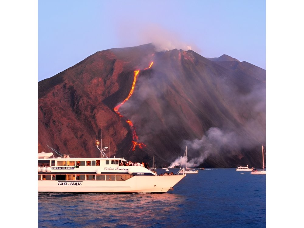 Aeolian Islands Day Trip from Taormina: Stromboli and Panarea