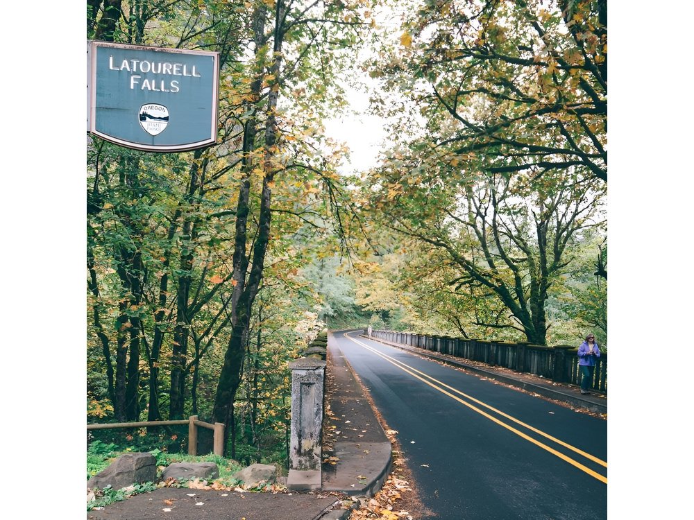 Multnomah Falls and Columbia River Gorge Waterfalls Tour Morning