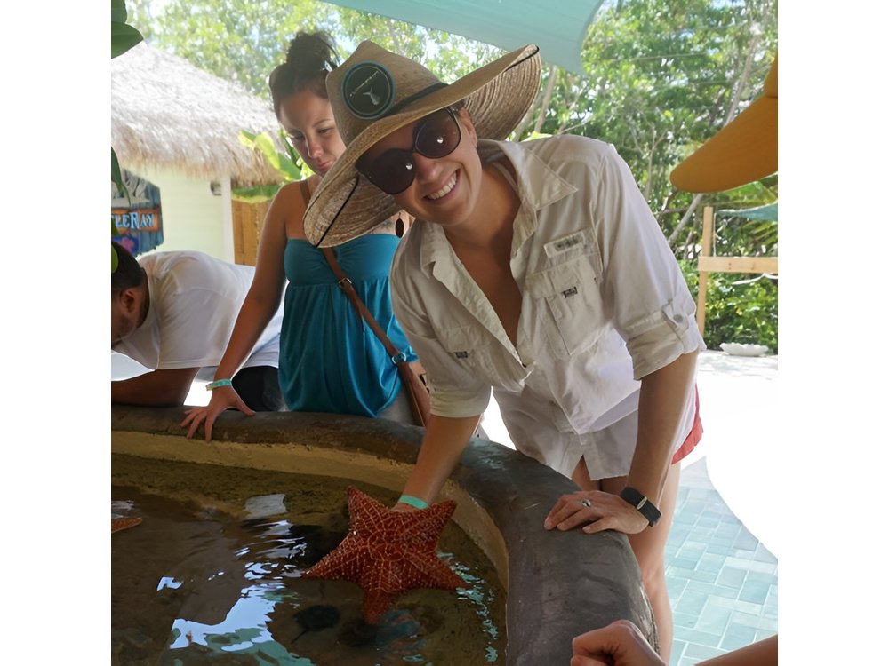Full-Day Tour of Florida Keys Including Aquarium Encounters from Key West