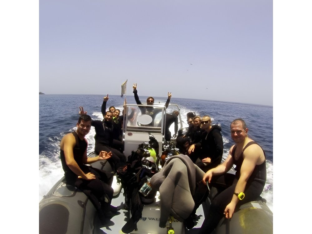 PADI Scuba Diving Courses in Tenerife: All Specialities Until Divemaster