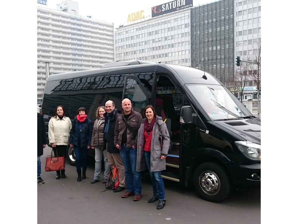 Private Berlin tour by car: 3 hours Highlights > 1 to 6 people