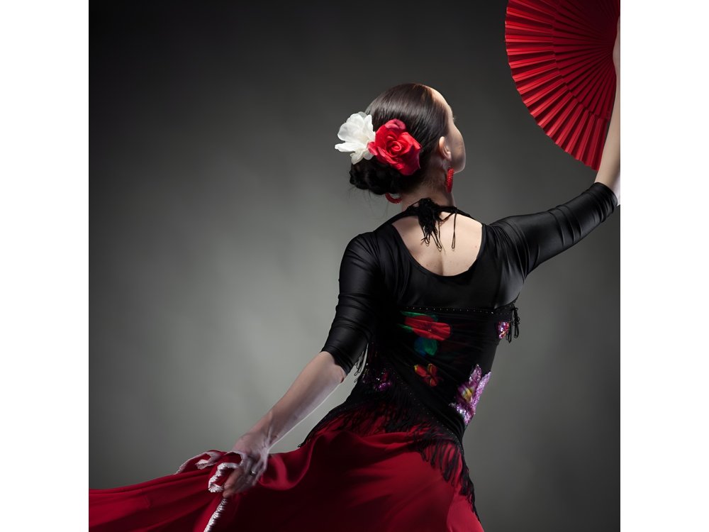 Private Barcelona Walking Tour with Flamenco Show & Tapas Dinner