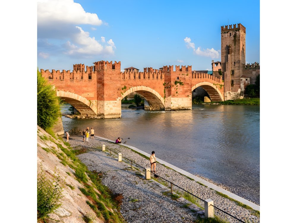 Verona Private Walking Tour with a Local