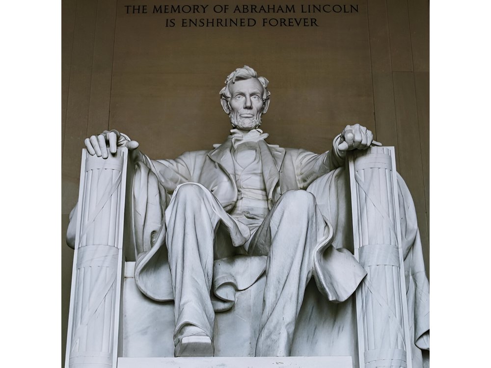 Small Group National Mall Tour with Washington Monument