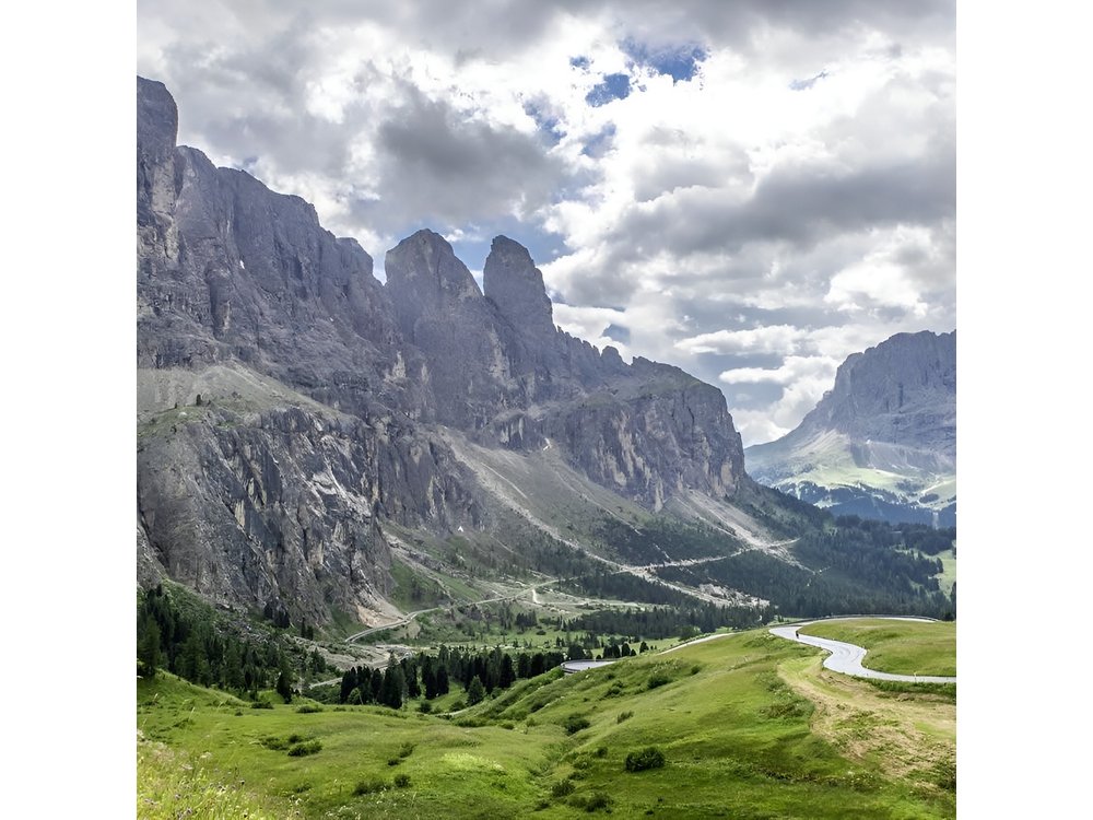 4-Day Scenic Dolomites Tour from Milan