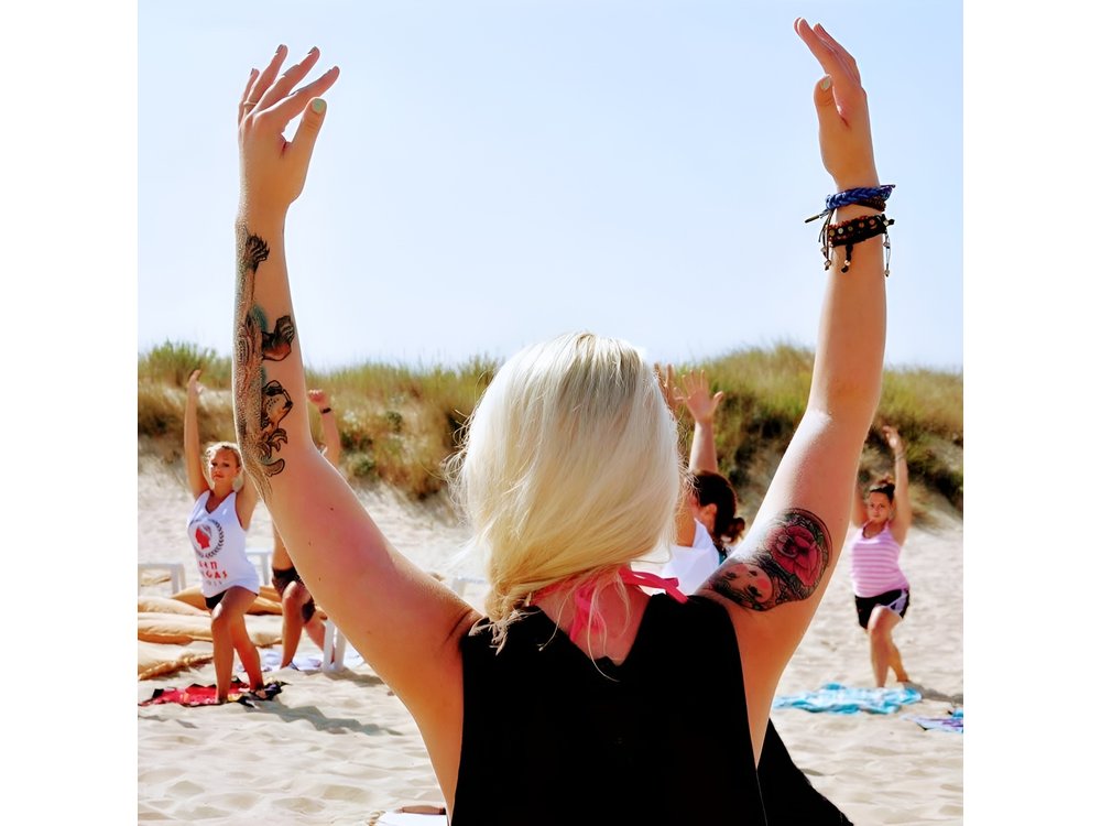 Costa da Caparica Surf and Yoga from Lisbon