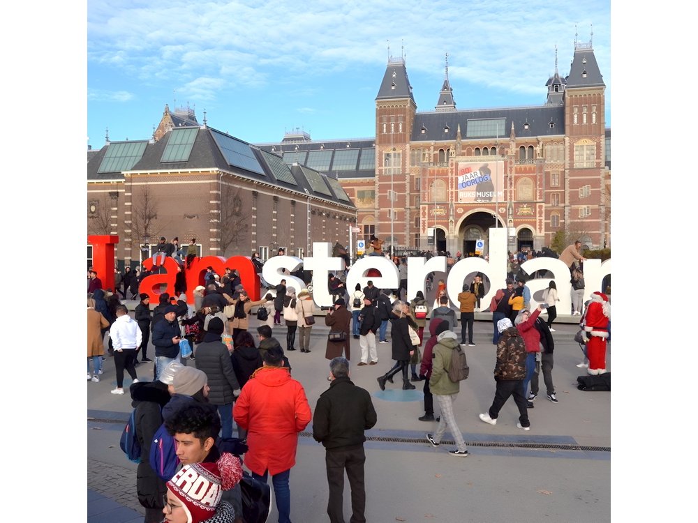 Amsterdam in a Nutshell 4 Hour Private Car Tour and Amsterdam Born Private Guide