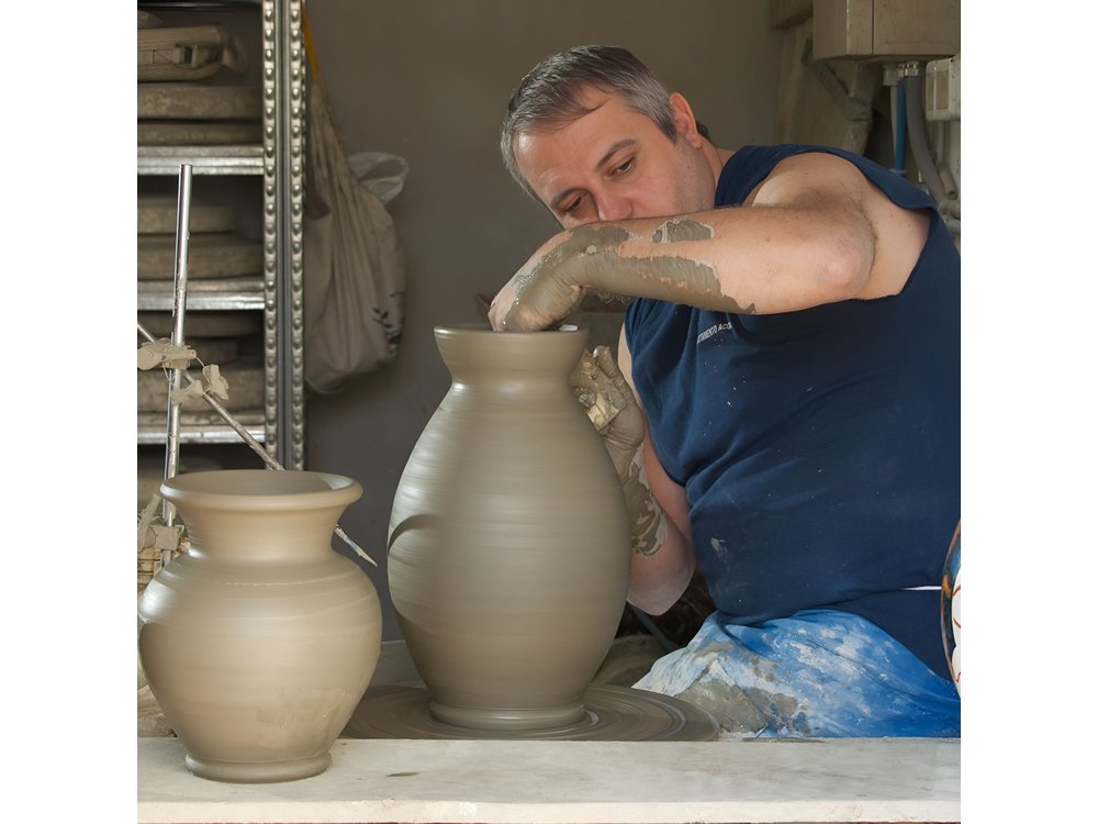The Florence Pottery Experience: Factory Tour & Masterclass