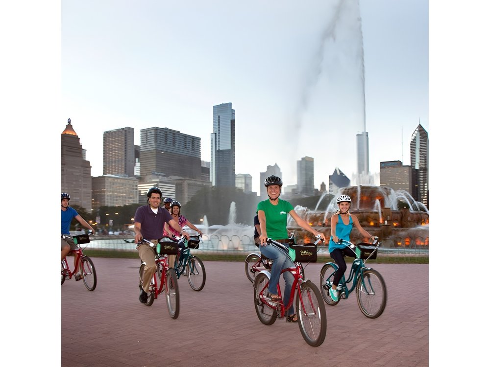 Chicago's Ultimate City Bike Tour of Top Downtown Attractions