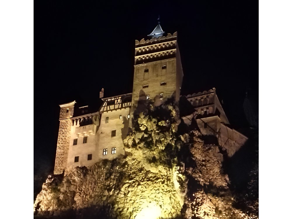 Bucharest: Dracula's Castle & Brasov Old Town | Private Day Trip