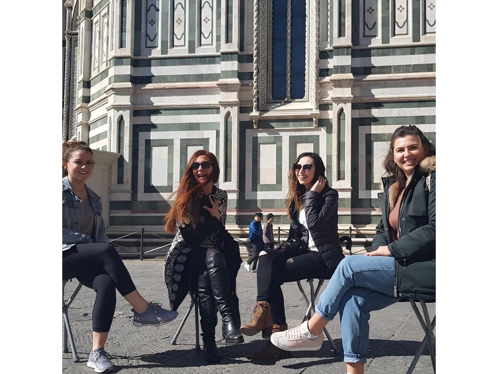 Sit and walk Florence tour with Gelato