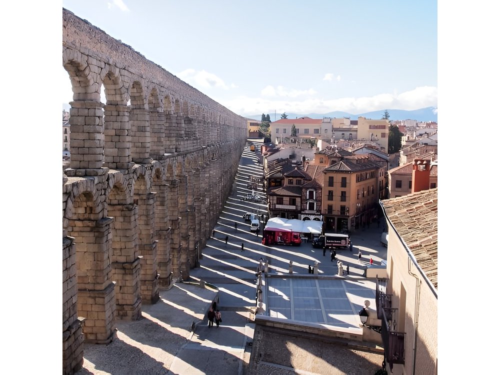 Toledo and Segovia with Priority Access to Alcazar of Segovia from Madrid