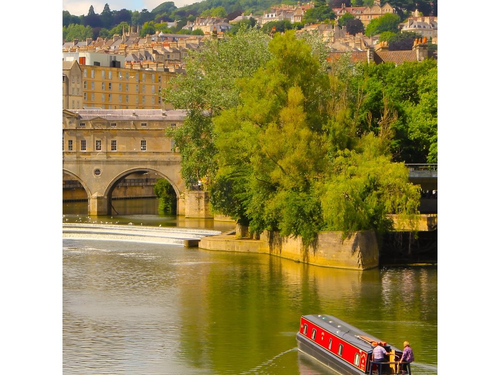 Small-Group to Bath, Lacock, Avebury and Stonehenge from London