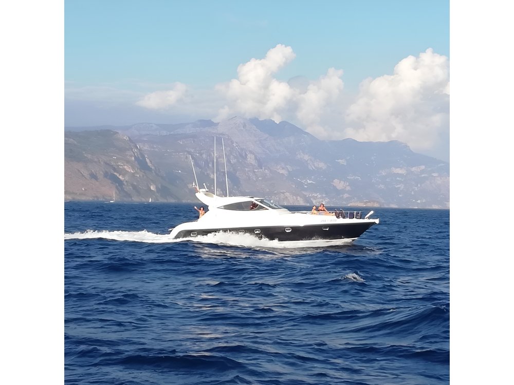 Private Cruise from Naples to Capri and Amalfi Coast - yacht 50'
