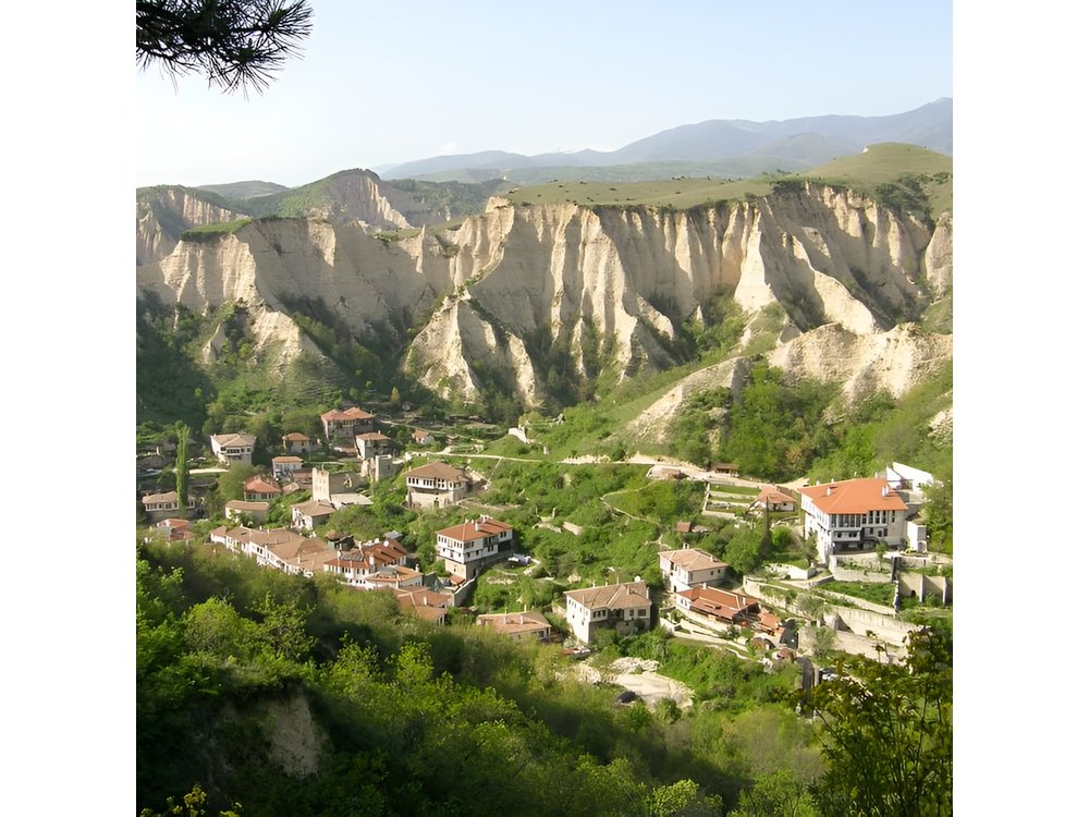 From Sofia: Rila Monastery and Melnik Small Group Tour