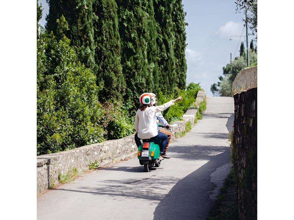 Florence Vespa Tour: Tuscan Hills, Food and Chianti Wine
