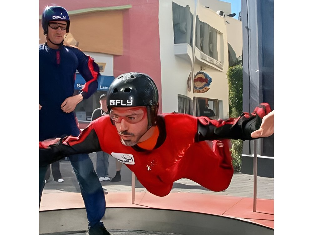 Kansas City Indoor Skydiving Admission with 2 Flights & Personalized Certificate