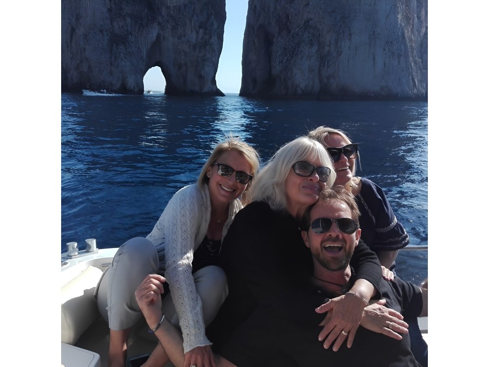 Shared boat tour from Sorrento to discover Capri