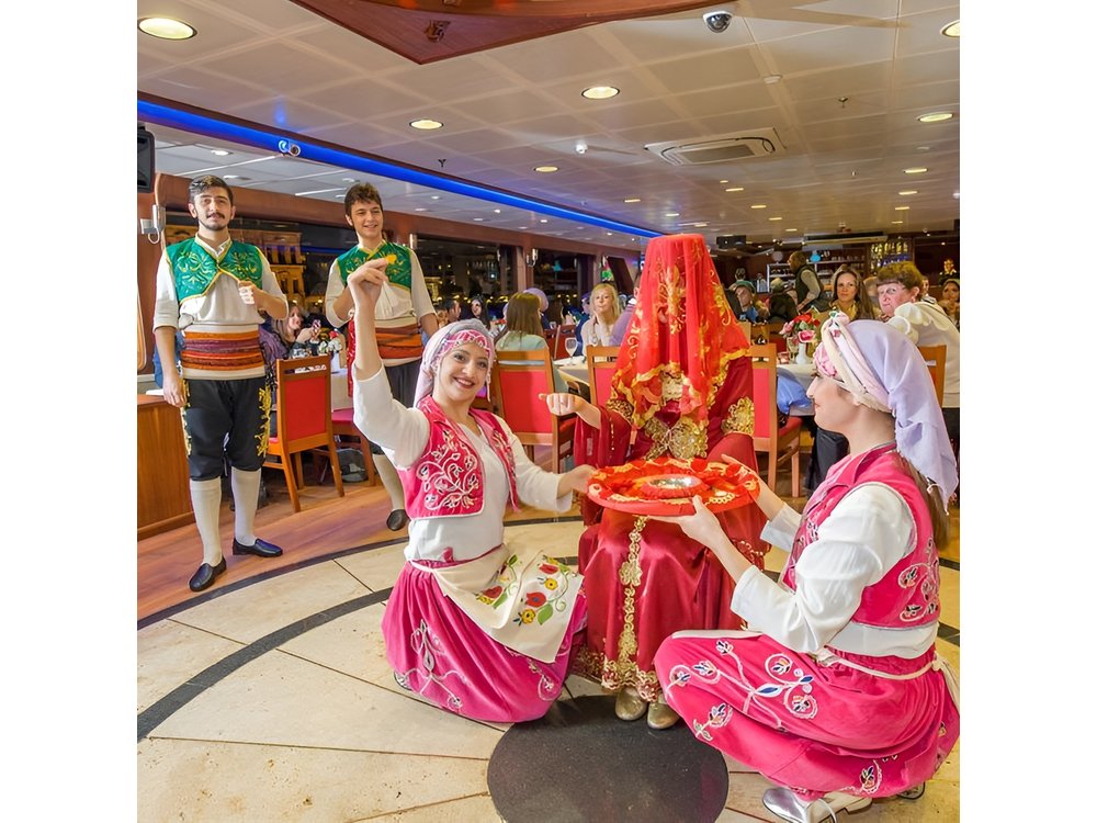 Istanbul Dinner Cruise