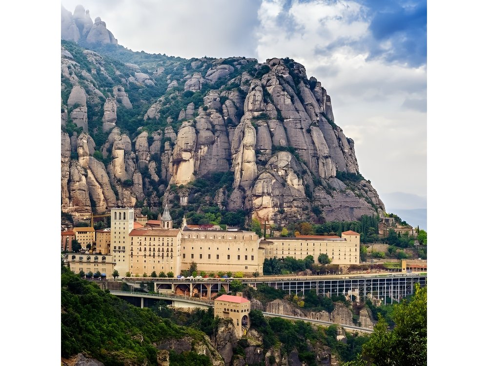 Private Day Trip from Barcelona to Montserrat