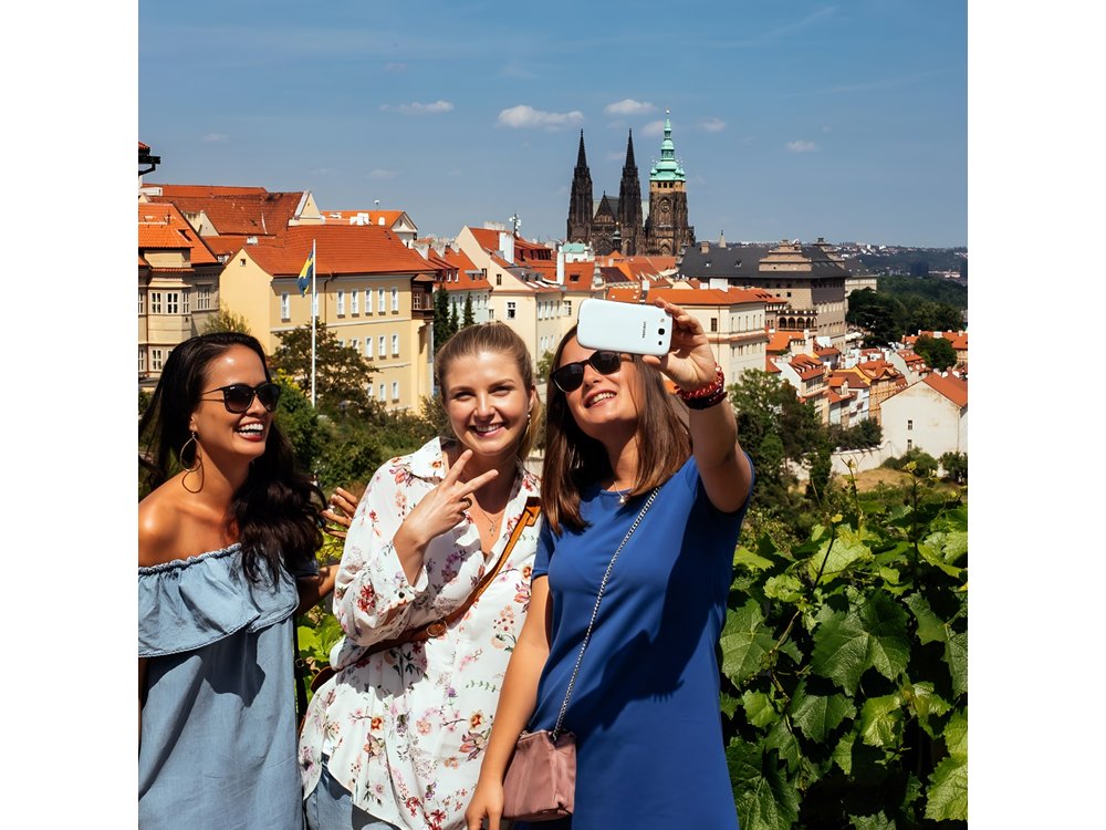 The History of Prague: Prague Castle & Castle District Private Tour