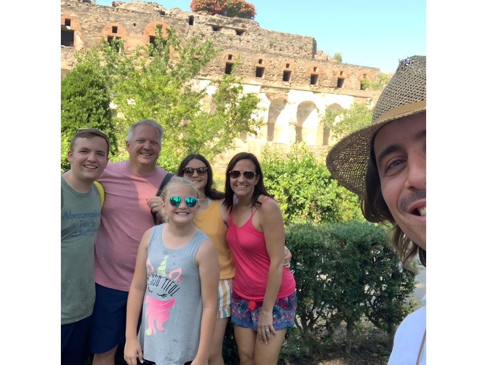 Visit Capri, Sorrento and Pompeii in one day