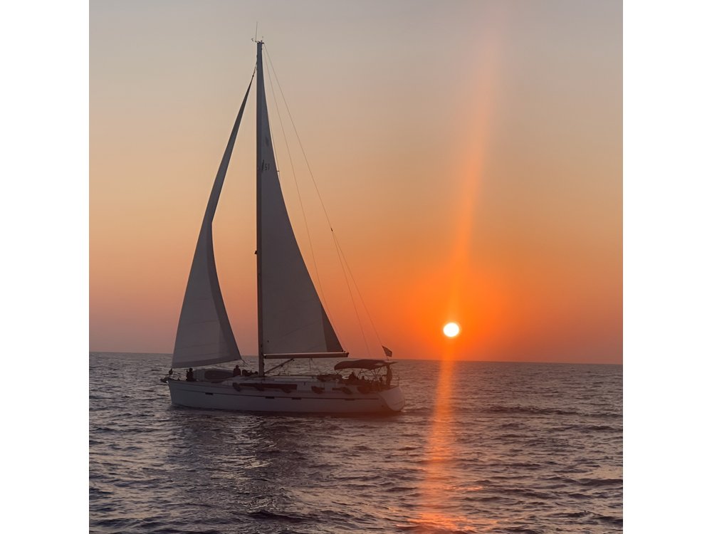 Private Magic Sunset Sailing Trip to DIA in Heraklion,Crete(4,5H)