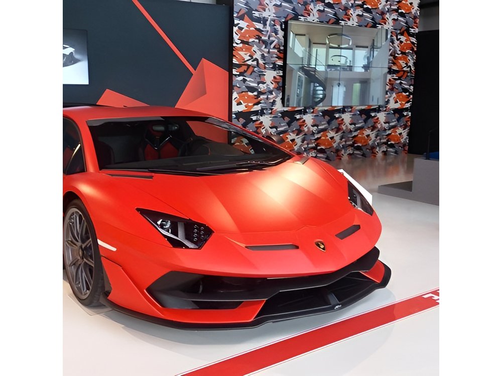 Create your Lamborghini and Ferrari day from Venice