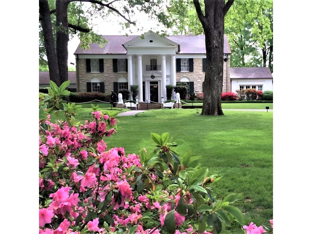 Nashville to Memphis Daytrip with Graceland VIP Tour and Sun Studio Admission