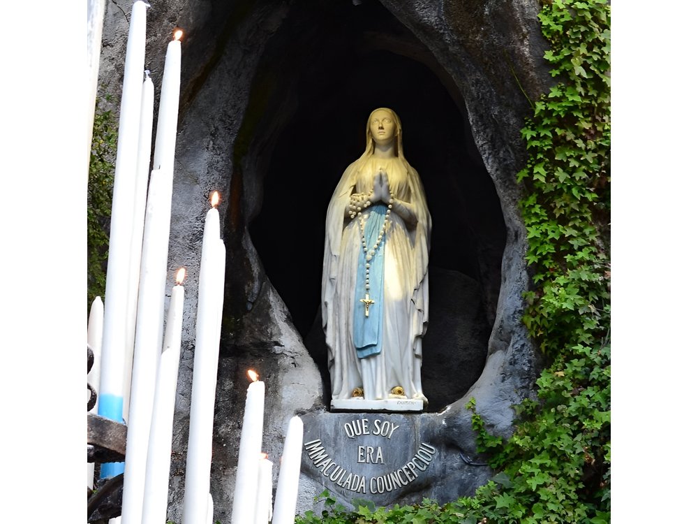 LOURDES : COME FOR A DAY - Private Day-trip from PARIS by High Speed Train