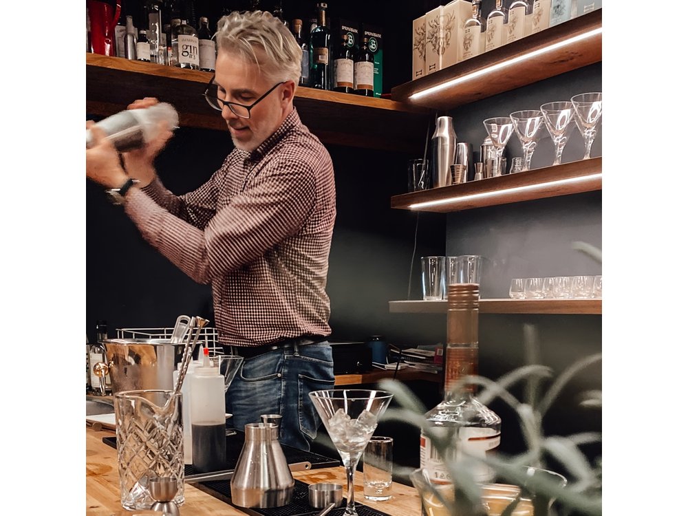 Broken Bones Ljubljana - Gin Tasting in the Distillery
