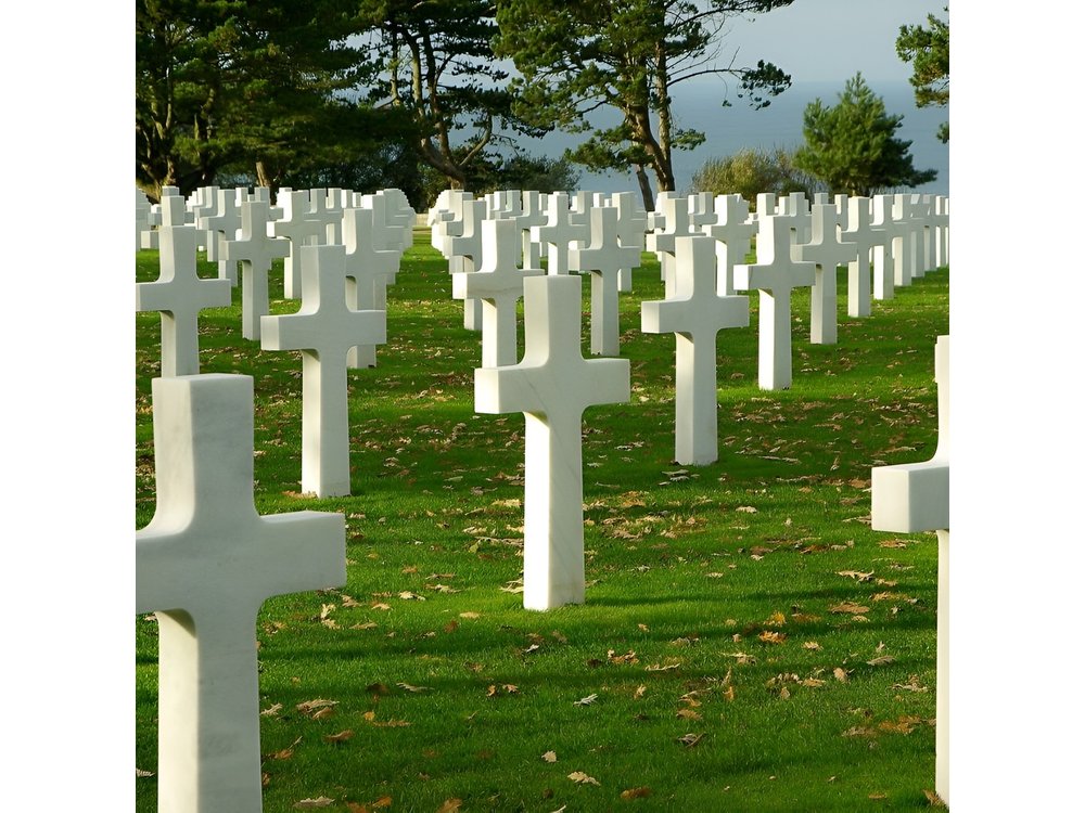 Normandy Day Trip from Paris with Private Local Guide & Private Transportation