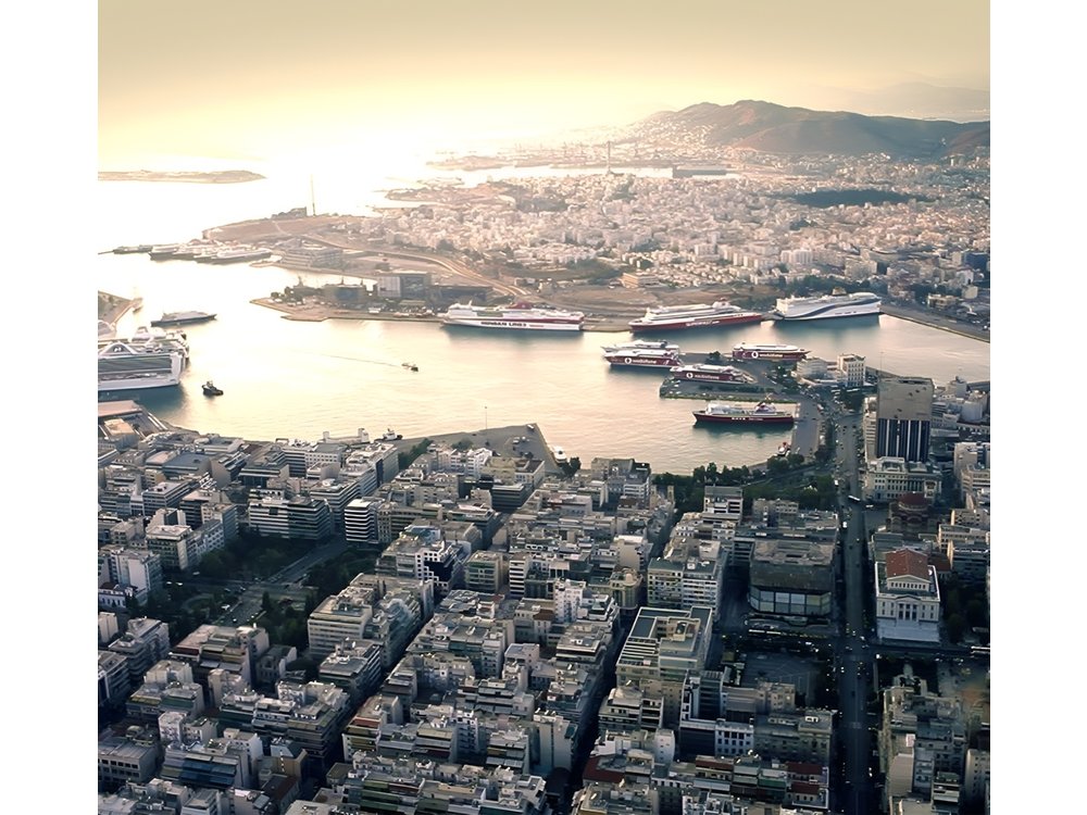 Piraeus port to Athens Airport