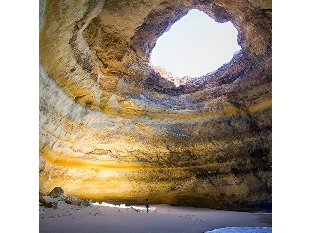 Algarve Private Tour: Sagres and Benagil from Lisbon