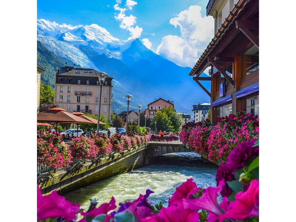 Private Trip from Geneva to Swiss Riviera Montreux & Chamonix