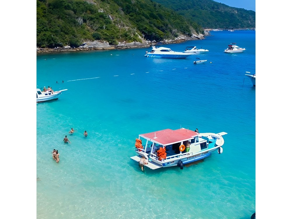 Arraial do Cabo - Boat Trip Departure from Rio de Janeiro Lunch and Transport