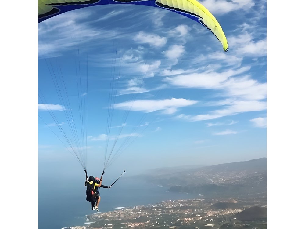 Tenerife Basic Paragliding Flight Experience with Pickup