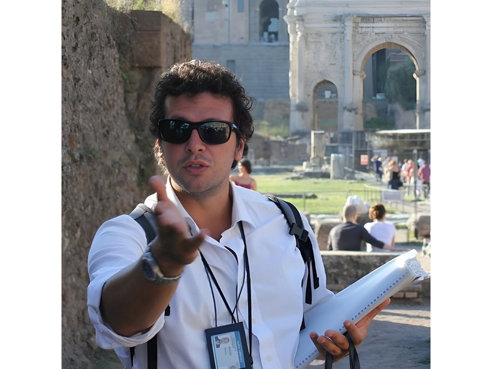 Private Tour of the Colosseum and Ancient Rome with Hotel Pick Up