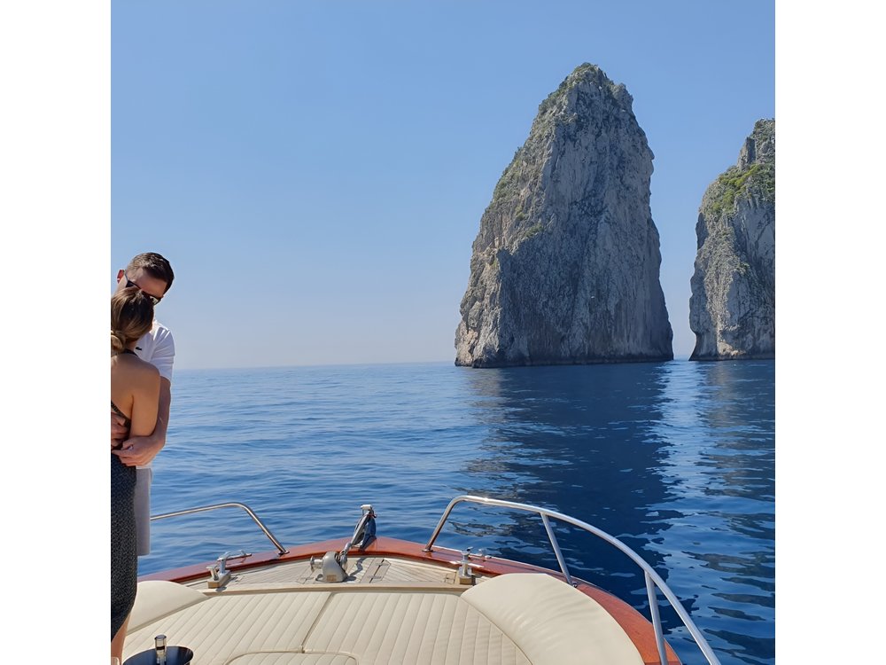 The Blue Fever: Capri island day cruise