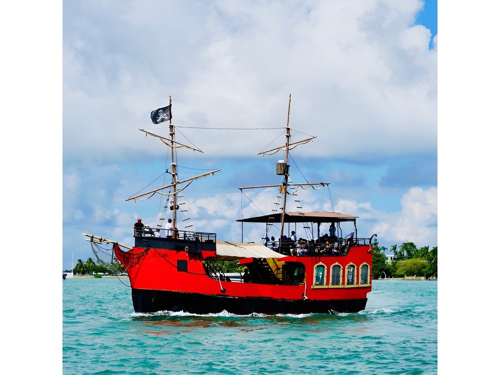 Miami Pirate Boat Tour: Skyline & Celebrity Homes