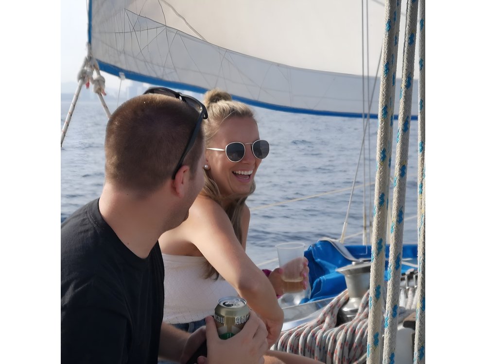 Authentic Barcelona Sailing Tour with Swim & Drinks