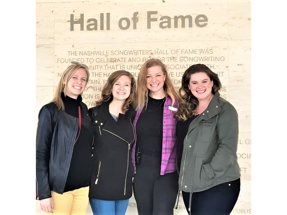 Nashville Famous Footsteps Guided Walking Tour