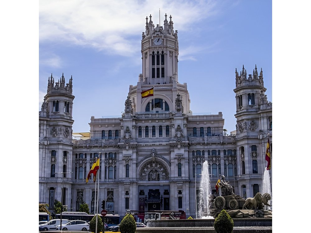 Private 4-hour City Tour of Madrid with Hotel pick-up