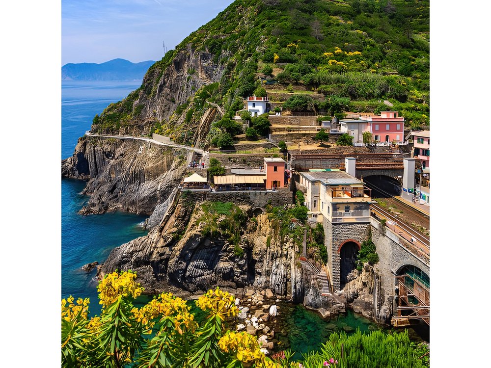 Discover the Magic of Cinque Terre:Private Day Trip from Florence