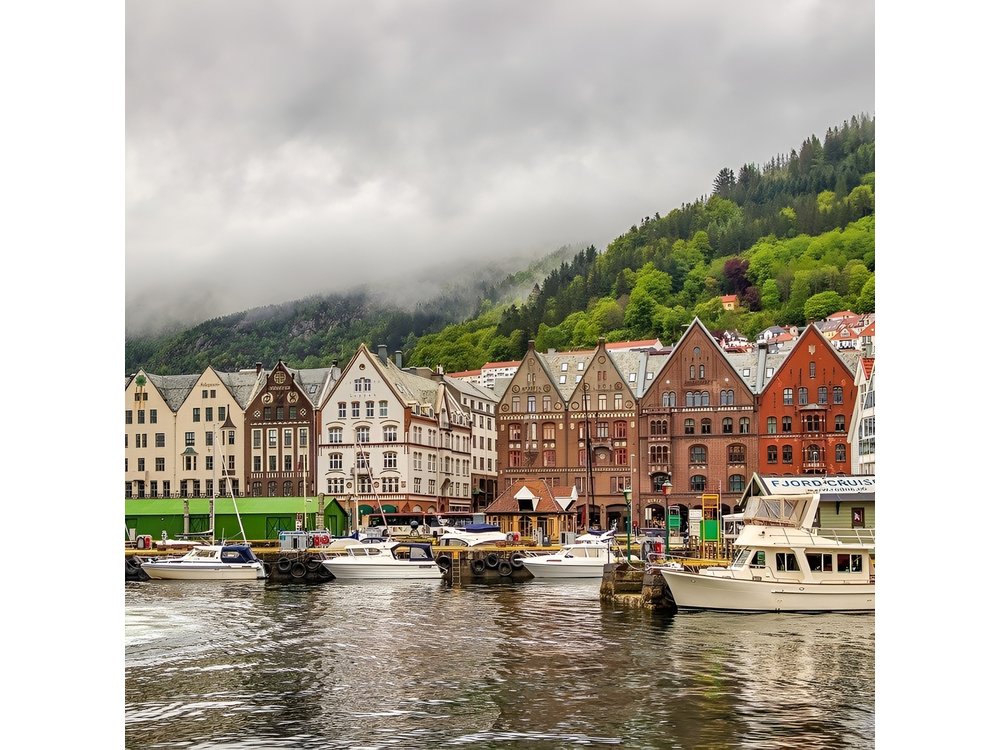 Bergen Private Walking Tour With A Professional Guide
