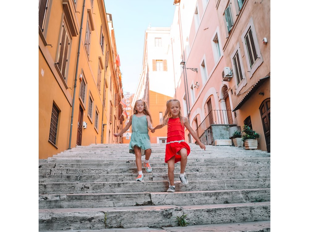 Rome Private Family Walking Tour with Games for Kids
