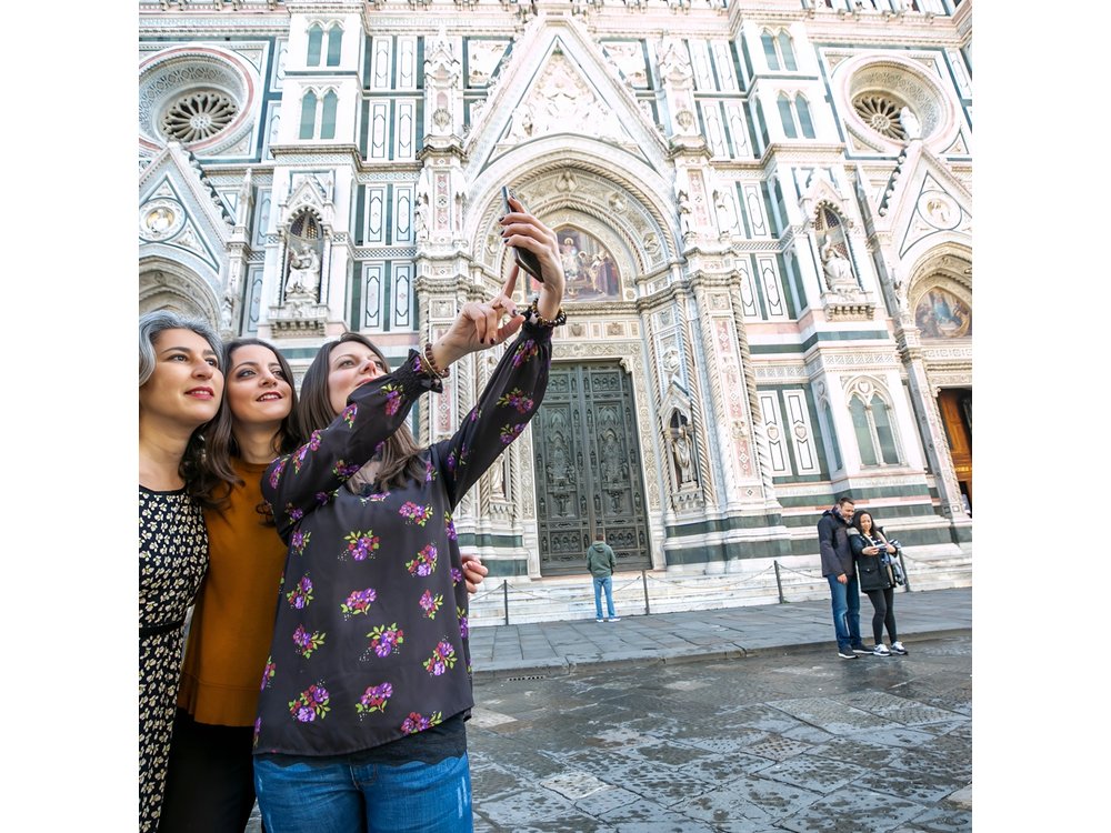Florence Dome Climb & Private Guided Sightseeing Walking Tour with Hotel Pickup