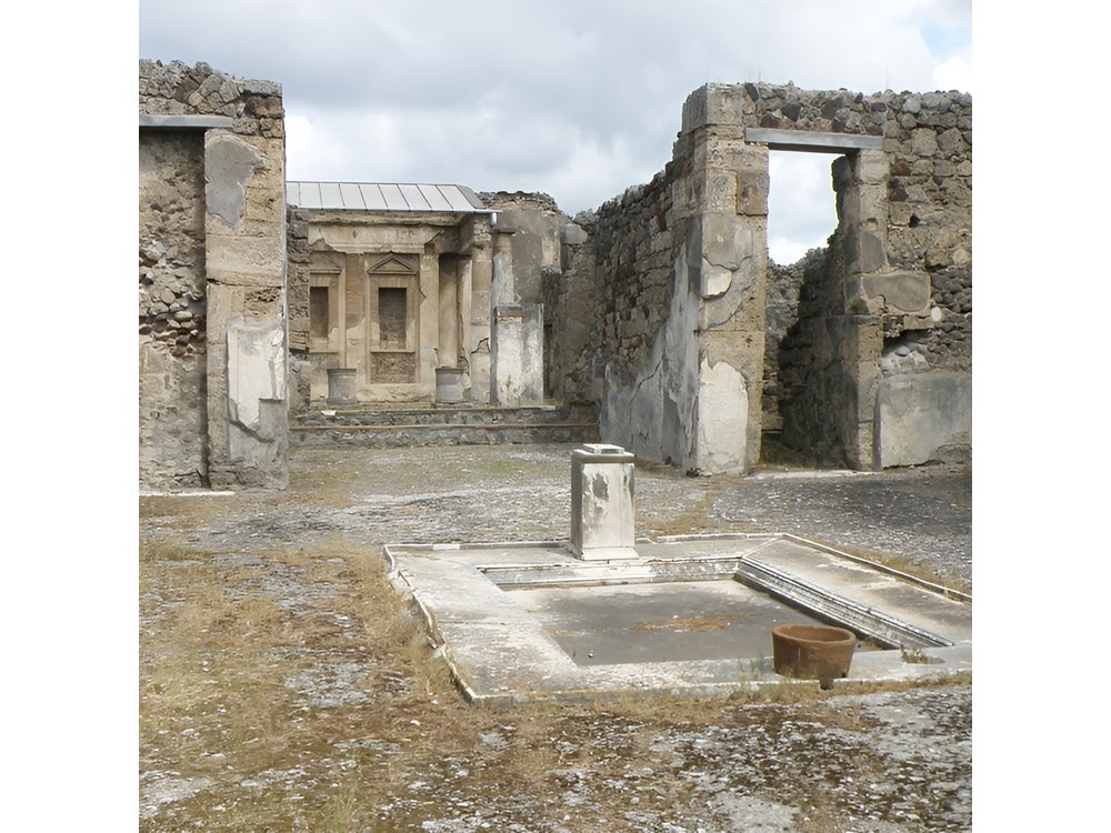Private Full Day Tour to Pompeii and Amalfi Coast from Rome in Fast Train