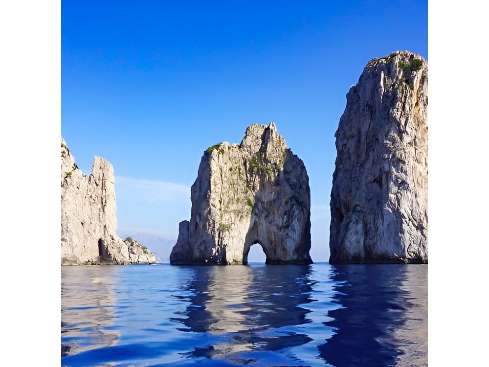 Exclusive Private VIP Capri Boat Experience on a Gozzo