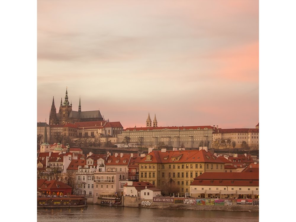 Charles Bridge and Prague Castle Walking Tour
